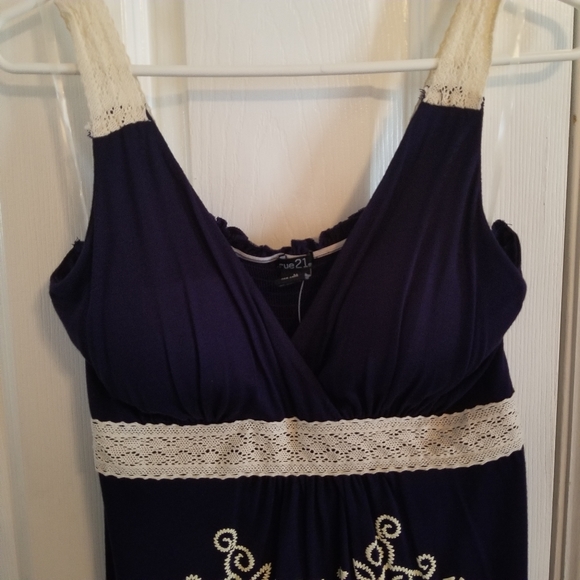 Navy and White Boho Maxi Dress Rue 21 - Picture 2 of 6